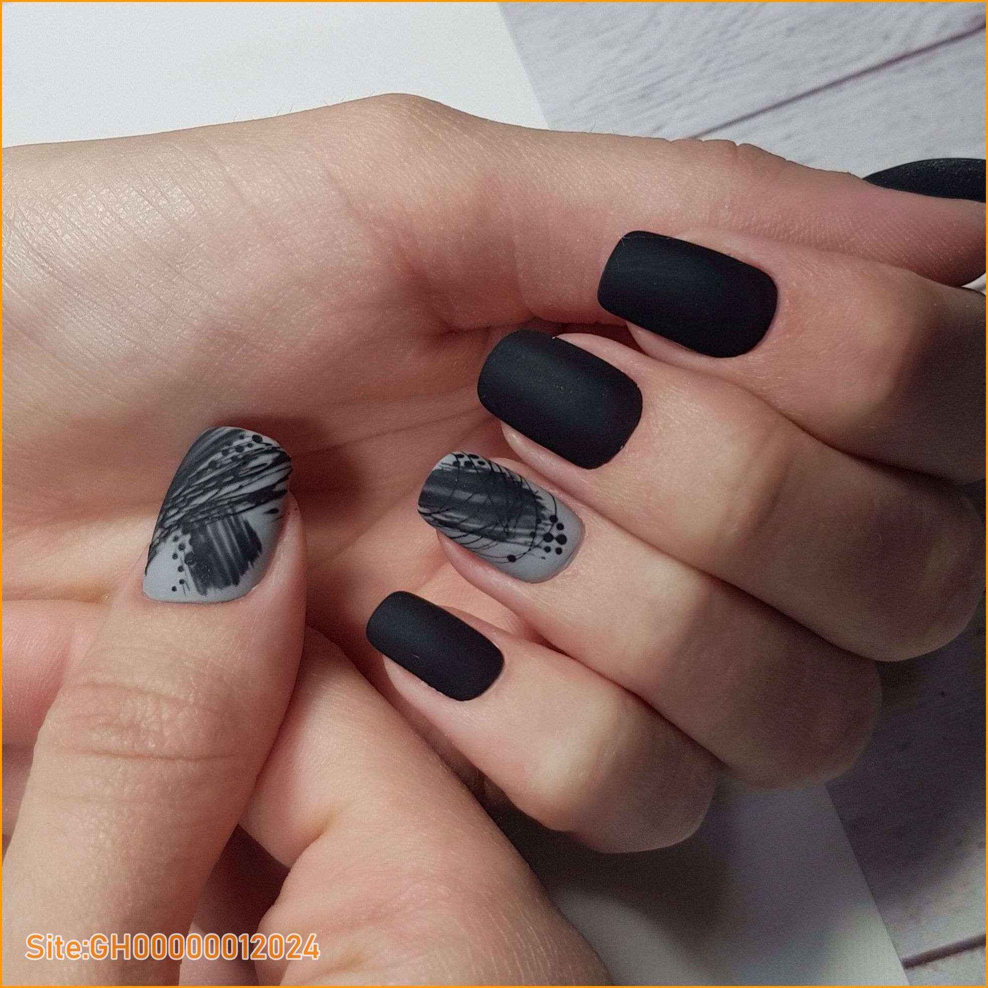 black beach nails-3