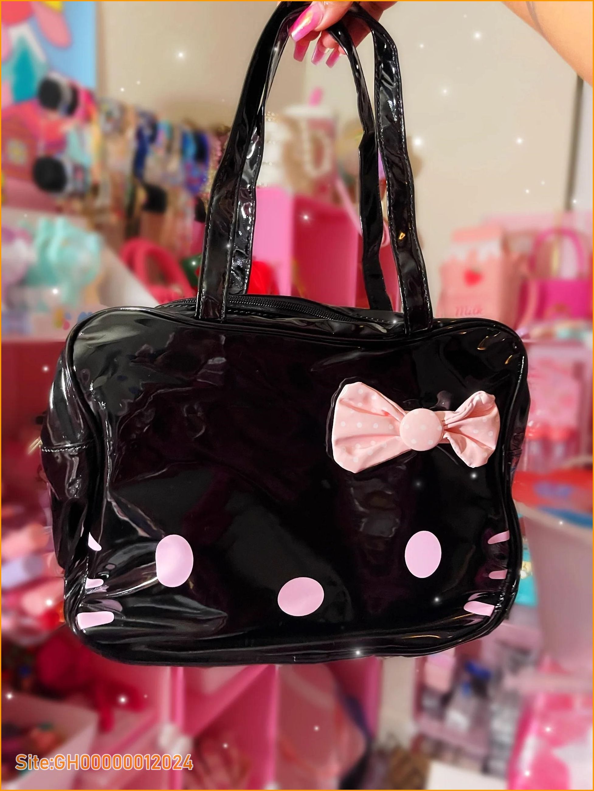 black hello kitty purse-1