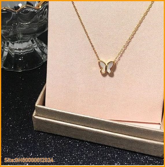 butterfly necklace gold-3