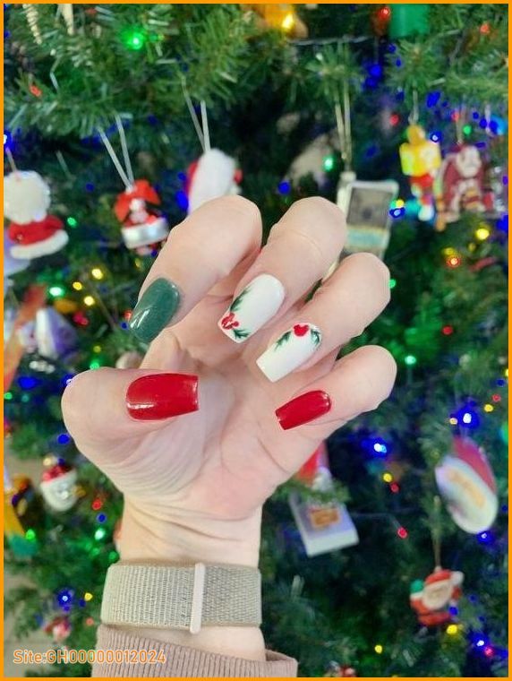 disney christmas nails-2