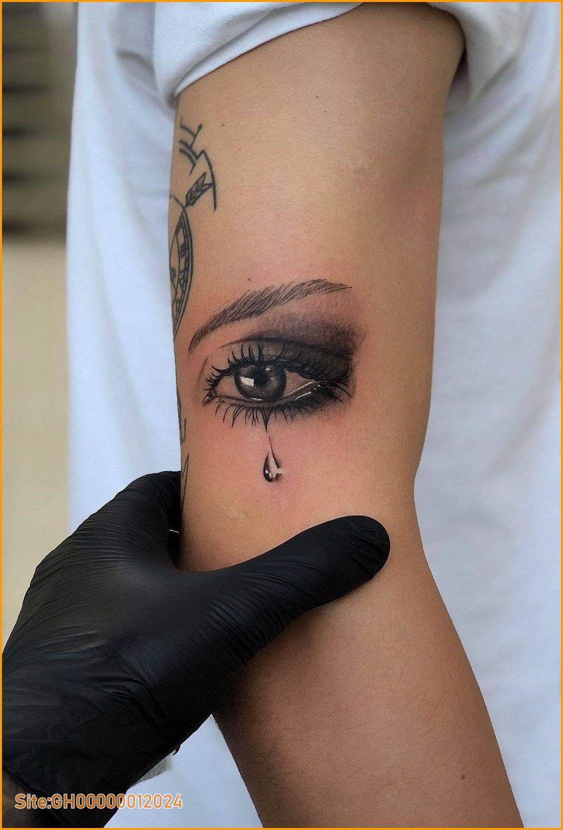 eye tattoo-1