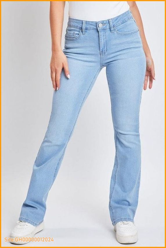 levi boot cut jeans-3