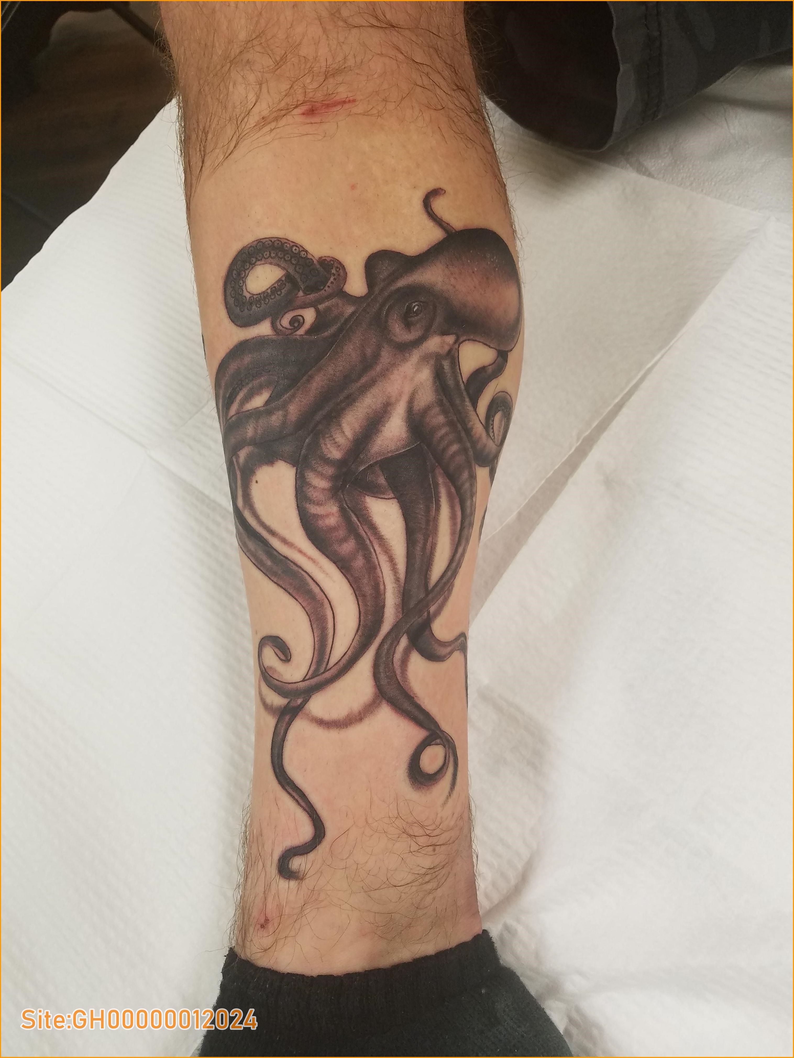 octopus leg tattoo-4