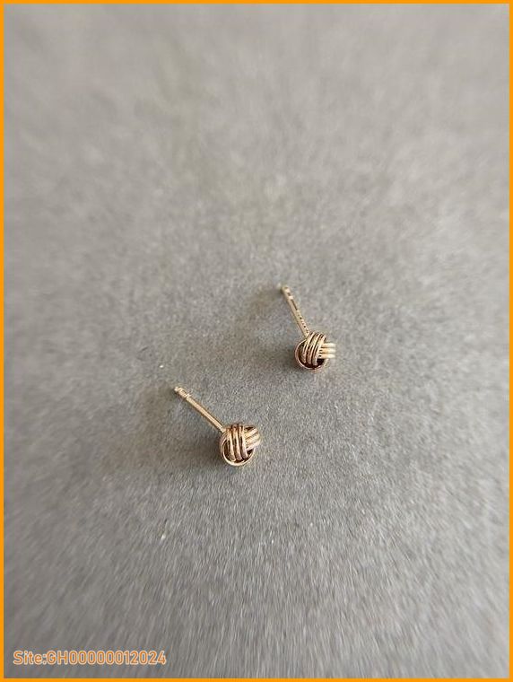 real gold stud earrings-1