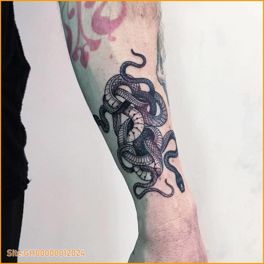 snake wrist tattoo-3