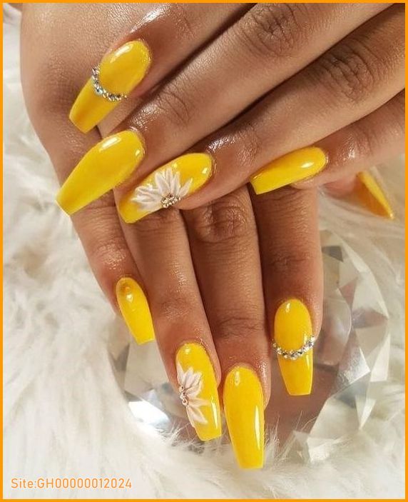 yellow nails-5 Screenshot